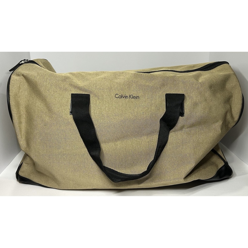Calvin Klein Large Tote‎ Duffle Bag Zip Closure Tan / Black Luggage Carry On